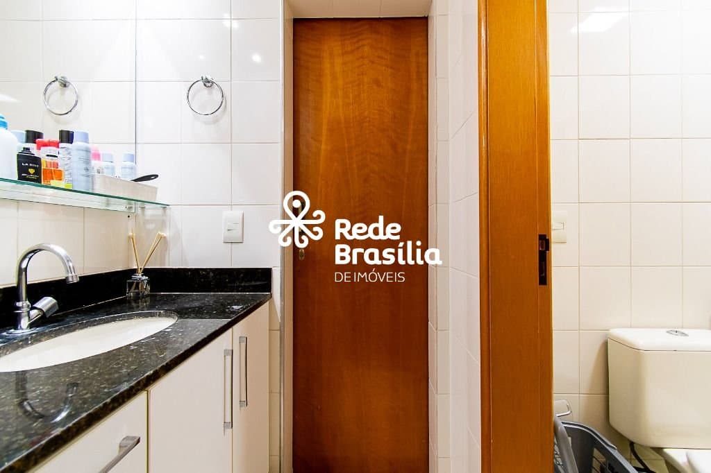 Imagem da propriedade TH28067 18