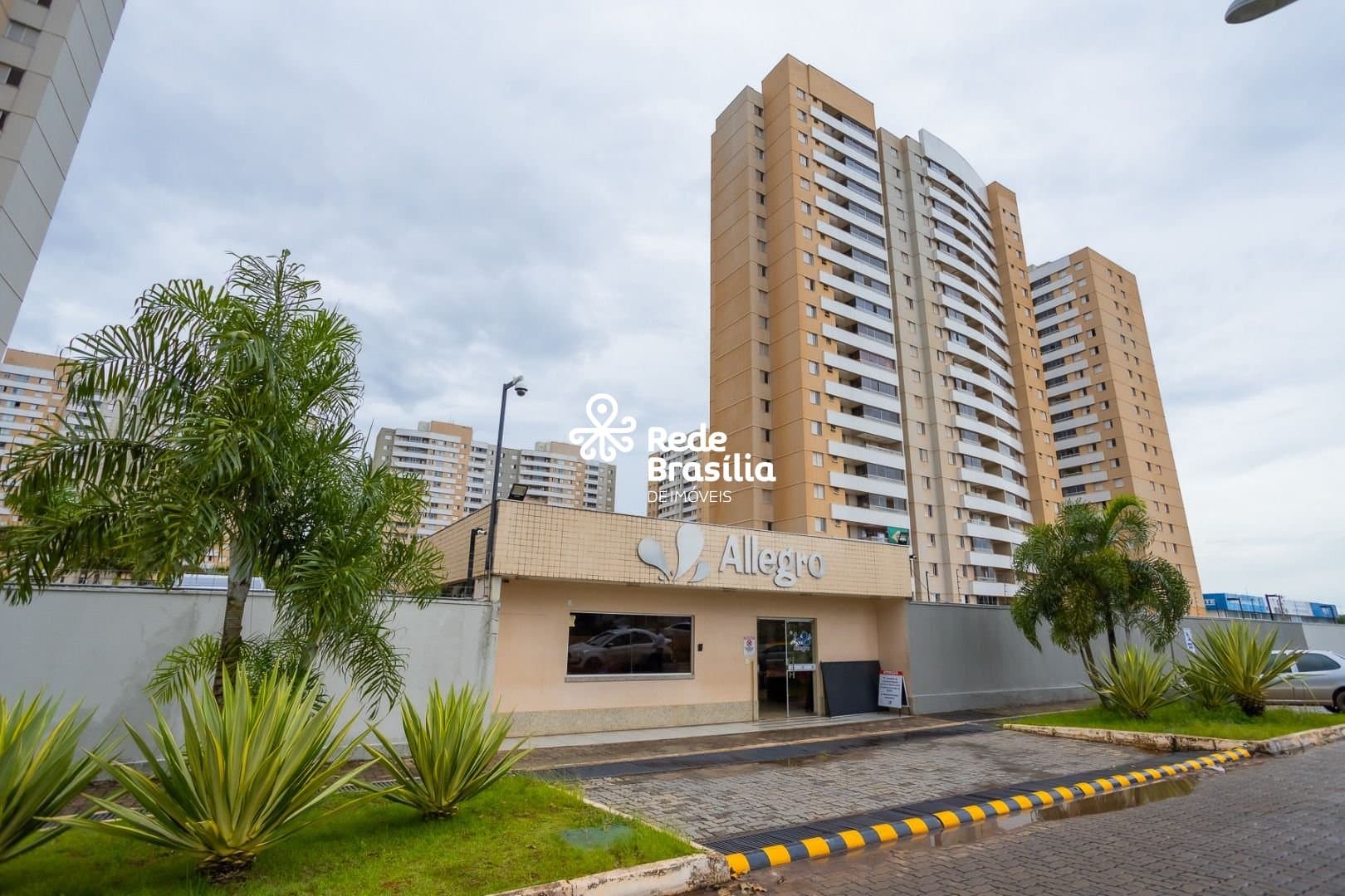 Imagem da propriedade TH28913 65