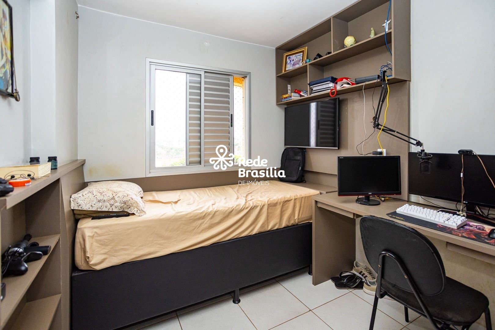 Imagem da propriedade TH28913 24