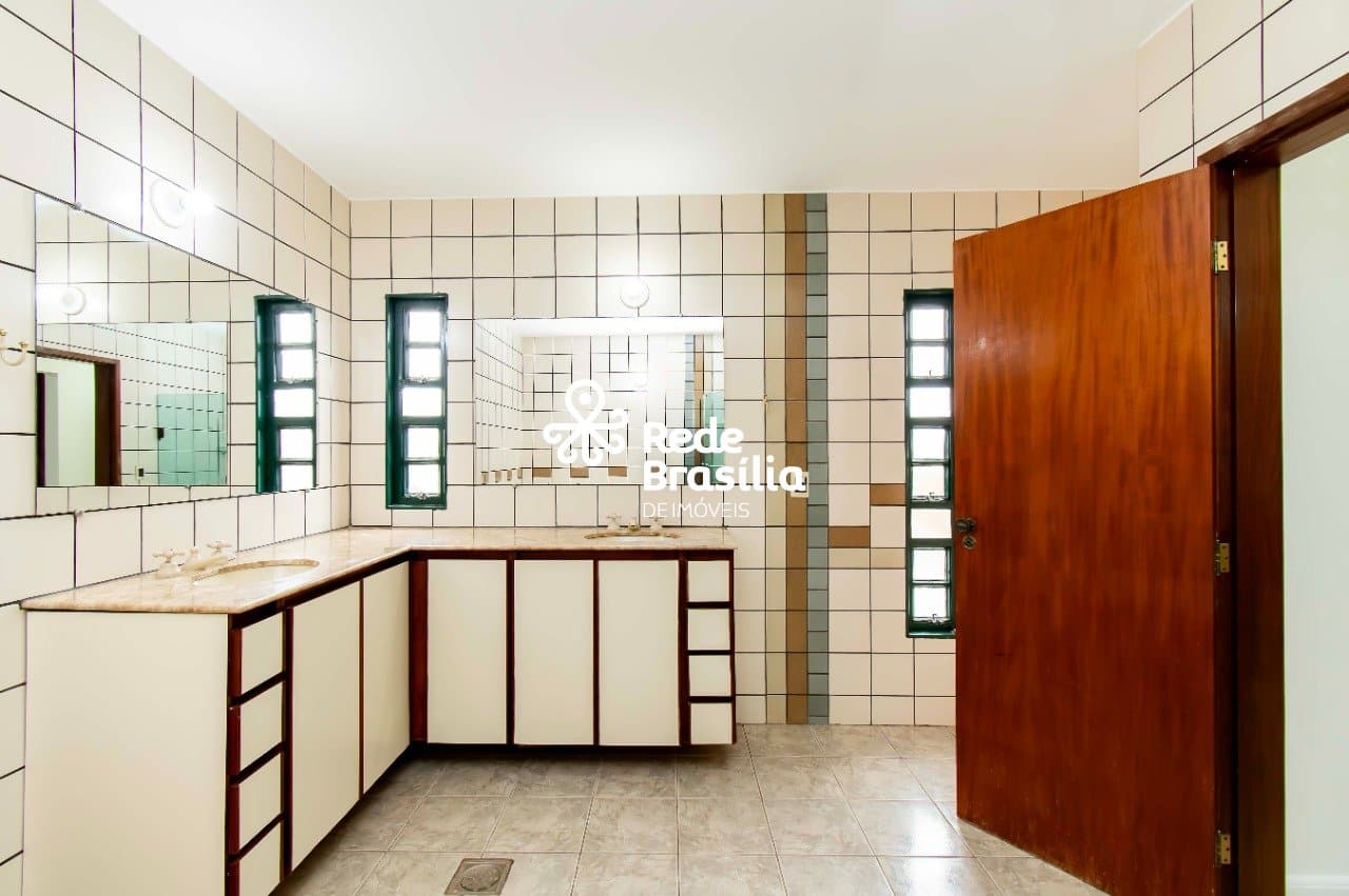 Imagem da propriedade TH30230 48